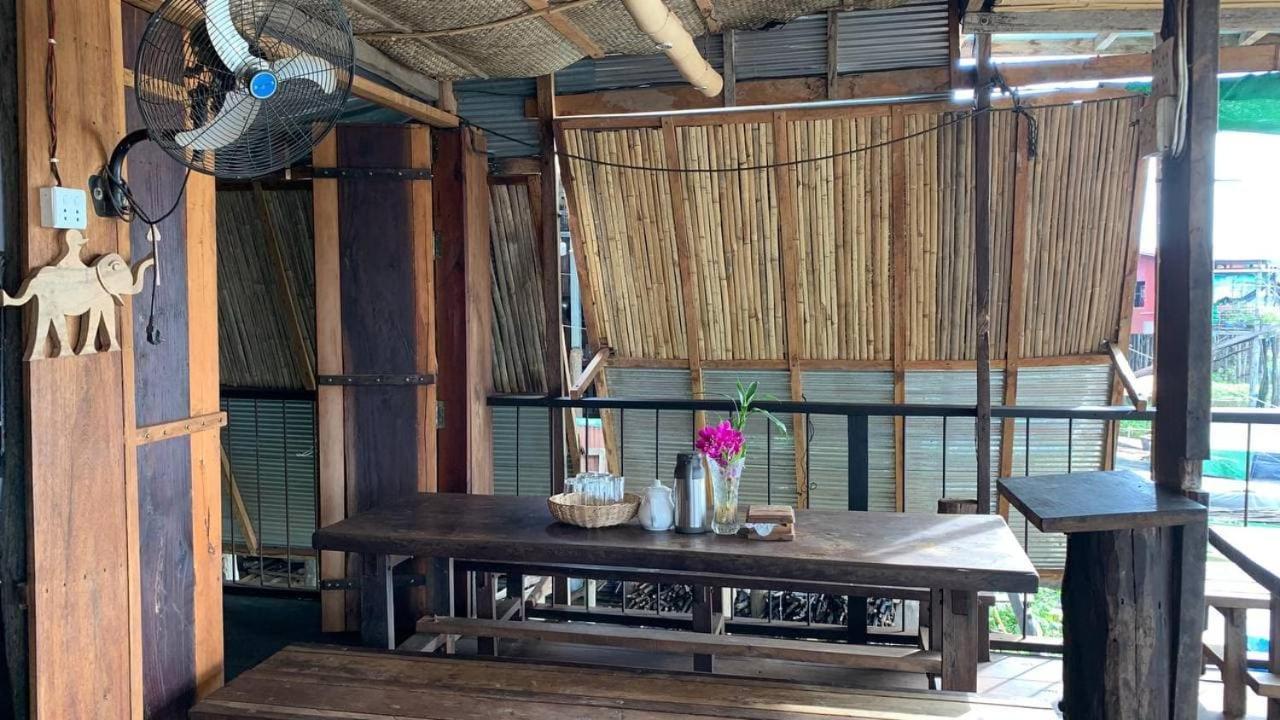 St 63 Home Stay & Tour Kampong Khleang ภายนอก รูปภาพ