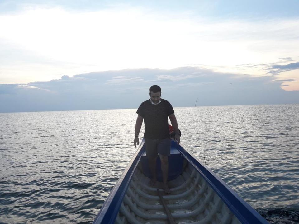 St 63 Home Stay & Tour Kampong Khleang ภายนอก รูปภาพ
