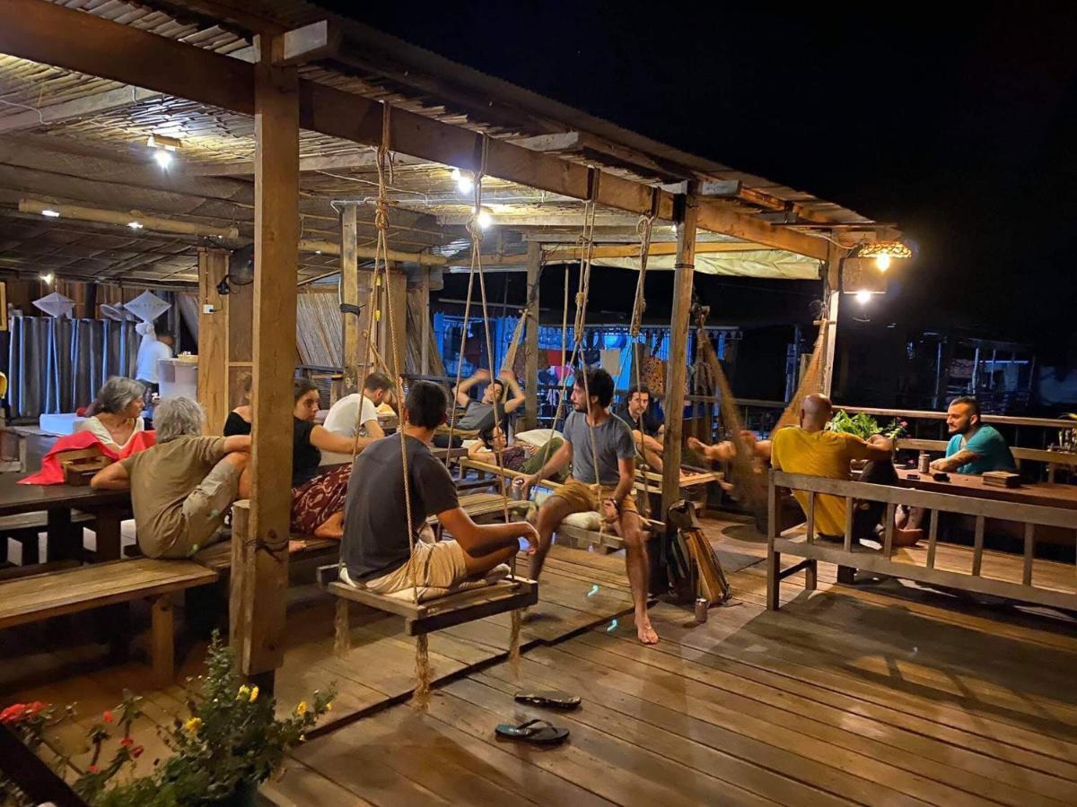 St 63 Home Stay & Tour Kampong Khleang ภายนอก รูปภาพ